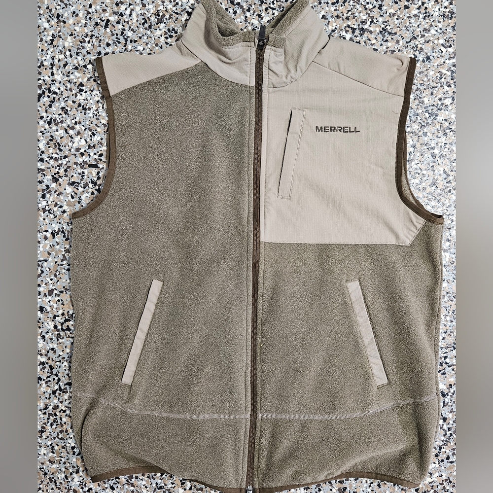 Merrell Men's Olive/Beige Fleece Vest